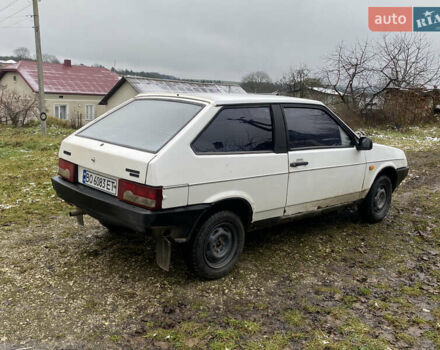 Белый ВАЗ 2108, объемом двигателя 1.29 л и пробегом 300 тыс. км за 650 $, фото 4 на Automoto.ua