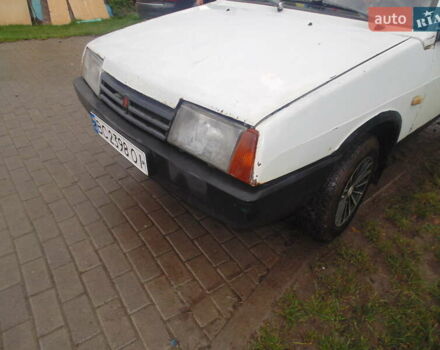 Белый ВАЗ 2108, объемом двигателя 1.3 л и пробегом 140 тыс. км за 600 $, фото 6 на Automoto.ua
