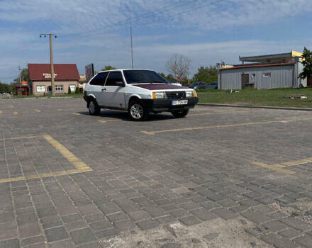 Белый ВАЗ 2108, объемом двигателя 1.5 л и пробегом 90 тыс. км за 850 $, фото 4 на Automoto.ua