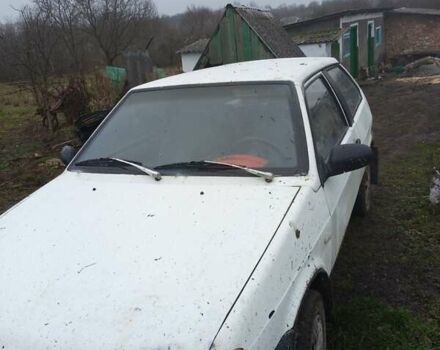 Белый ВАЗ 2108, объемом двигателя 1.55 л и пробегом 500 тыс. км за 600 $, фото 2 на Automoto.ua