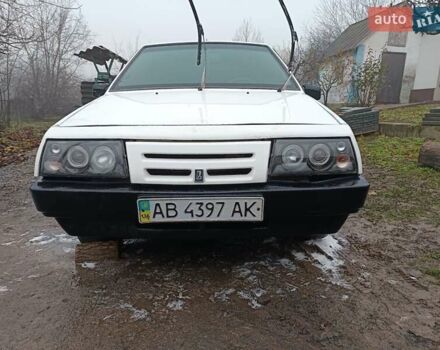 Белый ВАЗ 2108, объемом двигателя 1.1 л и пробегом 69 тыс. км за 1100 $, фото 4 на Automoto.ua