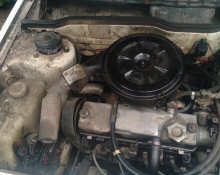 Белый ВАЗ 2108, объемом двигателя 1.5 л и пробегом 8 тыс. км за 400 $, фото 3 на Automoto.ua