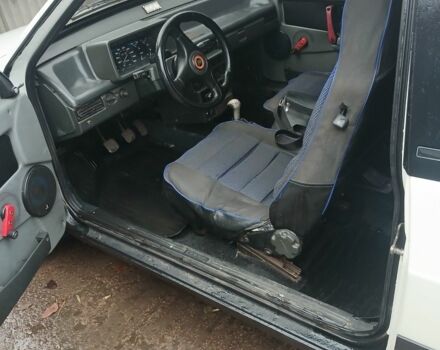 Белый ВАЗ 2108, объемом двигателя 1 л и пробегом 44 тыс. км за 1500 $, фото 3 на Automoto.ua