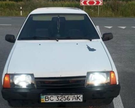 Белый ВАЗ 2108, объемом двигателя 1.5 л и пробегом 350 тыс. км за 550 $, фото 5 на Automoto.ua