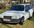 Белый ВАЗ 2108, объемом двигателя 1.5 л и пробегом 150 тыс. км за 1000 $, фото 1 на Automoto.ua
