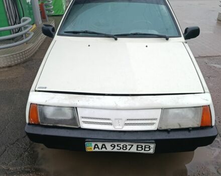 Білий ВАЗ 2108, об'ємом двигуна 1.29 л та пробігом 400 тис. км за 591 $, фото 7 на Automoto.ua