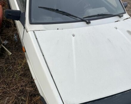 Белый ВАЗ 2108, объемом двигателя 1.1 л и пробегом 80 тыс. км за 237 $, фото 3 на Automoto.ua