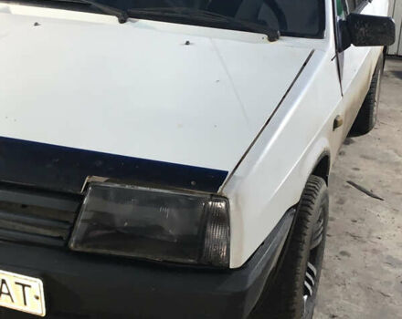 Белый ВАЗ 2108, объемом двигателя 1.5 л и пробегом 100 тыс. км за 799 $, фото 5 на Automoto.ua