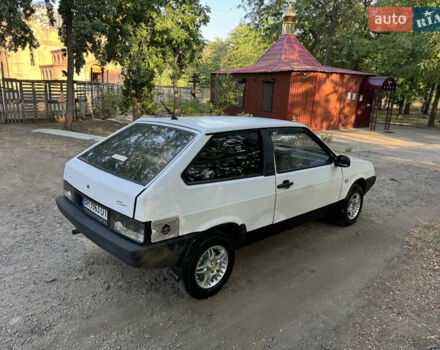 Белый ВАЗ 2108, объемом двигателя 1.4 л и пробегом 180 тыс. км за 1100 $, фото 6 на Automoto.ua