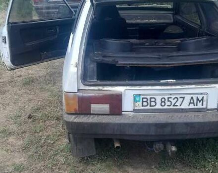 Белый ВАЗ 2108, объемом двигателя 1.5 л и пробегом 500 тыс. км за 672 $, фото 1 на Automoto.ua