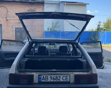 Белый ВАЗ 2108, объемом двигателя 1.3 л и пробегом 200 тыс. км за 1200 $, фото 2 на Automoto.ua