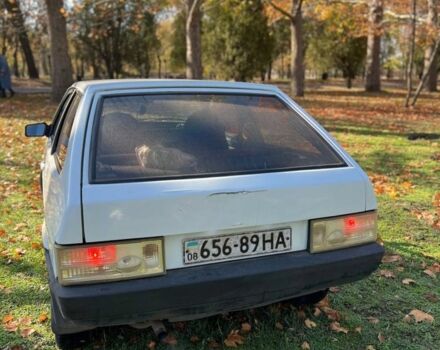 Белый ВАЗ 2108, объемом двигателя 1.5 л и пробегом 150 тыс. км за 1000 $, фото 1 на Automoto.ua