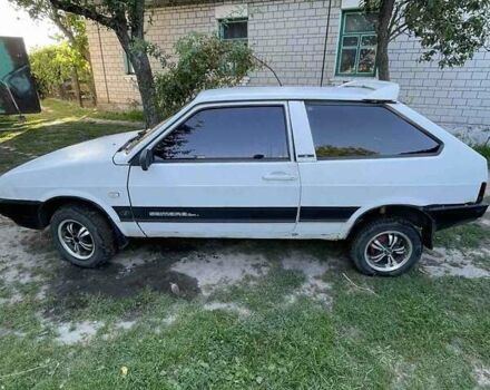 Белый ВАЗ 2108, объемом двигателя 1.3 л и пробегом 59 тыс. км за 871 $, фото 3 на Automoto.ua
