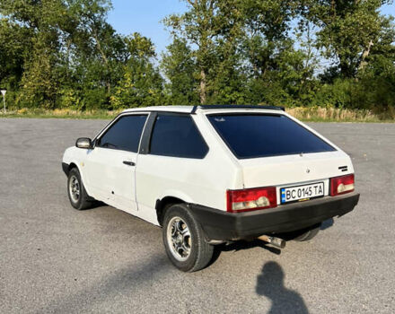 Білий ВАЗ 2108, об'ємом двигуна 1.5 л та пробігом 220 тис. км за 1100 $, фото 6 на Automoto.ua