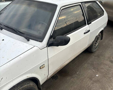 Белый ВАЗ 2108, объемом двигателя 1.5 л и пробегом 70 тыс. км за 1300 $, фото 4 на Automoto.ua