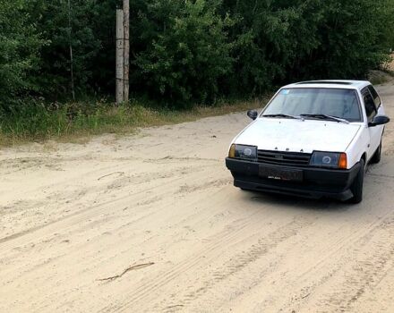 Белый ВАЗ 2108, объемом двигателя 1.6 л и пробегом 200 тыс. км за 840 $, фото 4 на Automoto.ua