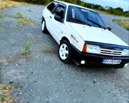 ВАЗ 2108 1992 в Желтых Водах на Automoto.ua Белый ВАЗ 2108, объемом двигателя 1.3 л и пробегом 0 тыс. км за 1250 $, фото 5 на Automoto.ua