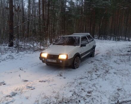 Белый ВАЗ 2108, объемом двигателя 1.3 л и пробегом 59 тыс. км за 900 $, фото 2 на Automoto.ua