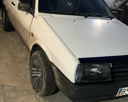 Белый ВАЗ 2108, объемом двигателя 1.5 л и пробегом 100 тыс. км за 799 $, фото 2 на Automoto.ua