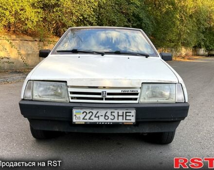 Белый ВАЗ 2108, объемом двигателя 1.5 л и пробегом 368 тыс. км за 799 $, фото 5 на Automoto.ua