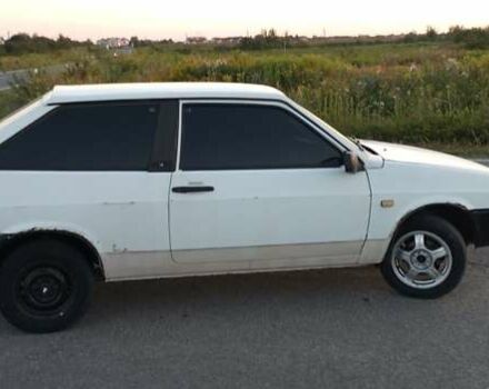 Белый ВАЗ 2108, объемом двигателя 1.5 л и пробегом 350 тыс. км за 550 $, фото 3 на Automoto.ua