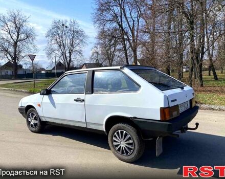 Белый ВАЗ 2108, объемом двигателя 15 л и пробегом 225 тыс. км за 1000 $, фото 4 на Automoto.ua