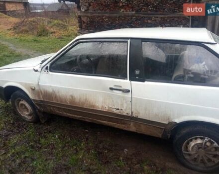 Белый ВАЗ 2108, объемом двигателя 1.1 л и пробегом 55 тыс. км за 600 $, фото 1 на Automoto.ua