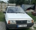 Белый ВАЗ 2108, объемом двигателя 1.1 л и пробегом 200 тыс. км за 595 $, фото 1 на Automoto.ua