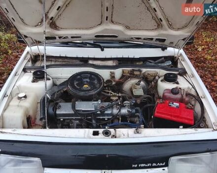 Белый ВАЗ 2108, объемом двигателя 0 л и пробегом 425 тыс. км за 550 $, фото 1 на Automoto.ua
