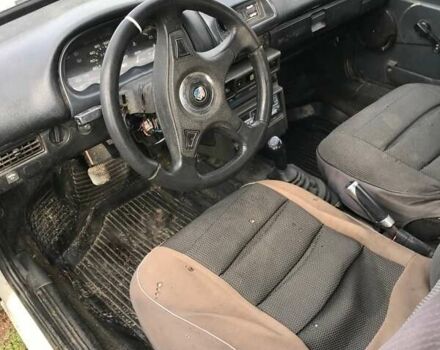 Белый ВАЗ 2108, объемом двигателя 1.3 л и пробегом 380 тыс. км за 591 $, фото 2 на Automoto.ua