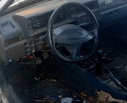 Белый ВАЗ 2108, объемом двигателя 1.5 л и пробегом 254 тыс. км за 500 $, фото 1 на Automoto.ua