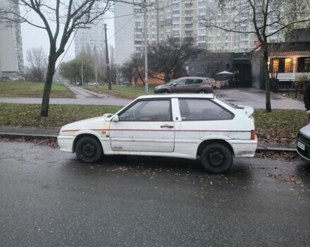 Белый ВАЗ 2108, объемом двигателя 1.5 л и пробегом 180 тыс. км за 473 $, фото 2 на Automoto.ua