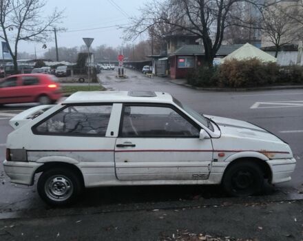 Белый ВАЗ 2108, объемом двигателя 1.5 л и пробегом 180 тыс. км за 473 $, фото 4 на Automoto.ua