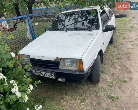 Белый ВАЗ 2108, объемом двигателя 1.5 л и пробегом 221 тыс. км за 1299 $, фото 1 на Automoto.ua