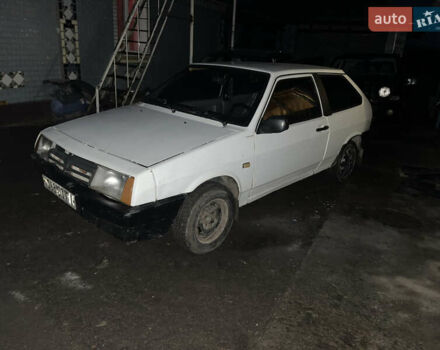 Белый ВАЗ 2108, объемом двигателя 1.3 л и пробегом 100 тыс. км за 600 $, фото 2 на Automoto.ua