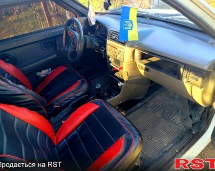 Белый ВАЗ 2108, объемом двигателя 1.5 л и пробегом 290 тыс. км за 1600 $, фото 7 на Automoto.ua