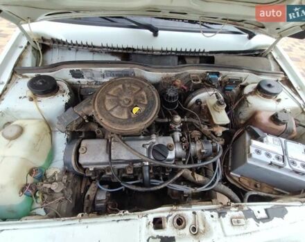 ВАЗ 2108 1996 в Измаиле на Automoto.ua Белый ВАЗ 2108, объемом двигателя 1.5 л и пробегом 220 тыс. км за 1200 $, фото 5 на Automoto.ua