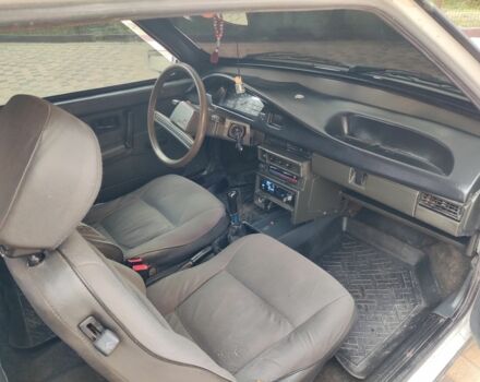 ВАЗ 2108 1996 в Измаиле на Automoto.ua Белый ВАЗ 2108, объемом двигателя 1.5 л и пробегом 220 тыс. км за 1200 $, фото 4 на Automoto.ua