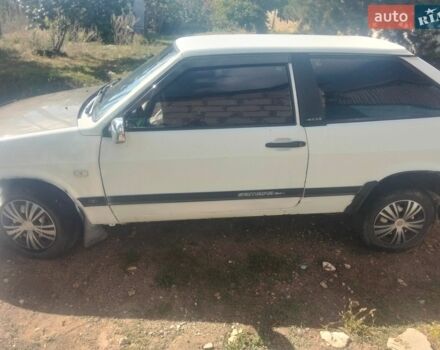 Белый ВАЗ 2108, объемом двигателя 1.3 л и пробегом 5 тыс. км за 800 $, фото 2 на Automoto.ua