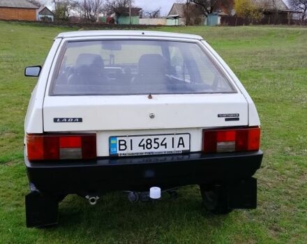 Белый ВАЗ 2108, объемом двигателя 1.5 л и пробегом 33 тыс. км за 1150 $, фото 5 на Automoto.ua