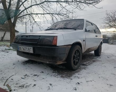 Белый ВАЗ 2108, объемом двигателя 1.3 л и пробегом 100 тыс. км за 1543 $, фото 4 на Automoto.ua