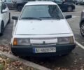 Белый ВАЗ 2108, объемом двигателя 1.1 л и пробегом 300 тыс. км за 600 $, фото 1 на Automoto.ua