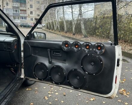 Белый ВАЗ 2108, объемом двигателя 1.6 л и пробегом 200 тыс. км за 2500 $, фото 13 на Automoto.ua