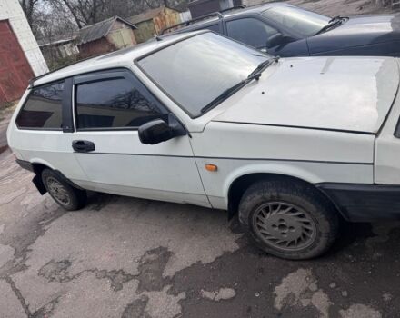 Белый ВАЗ 2108, объемом двигателя 1.3 л и пробегом 150 тыс. км за 1000 $, фото 3 на Automoto.ua