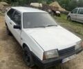 Белый ВАЗ 2108, объемом двигателя 1.5 л и пробегом 250 тыс. км за 350 $, фото 1 на Automoto.ua