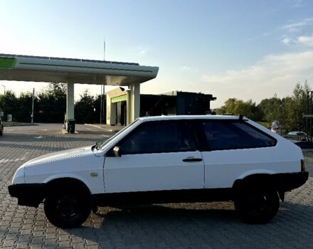 Белый ВАЗ 2108, объемом двигателя 1.5 л и пробегом 150 тыс. км за 520 $, фото 3 на Automoto.ua