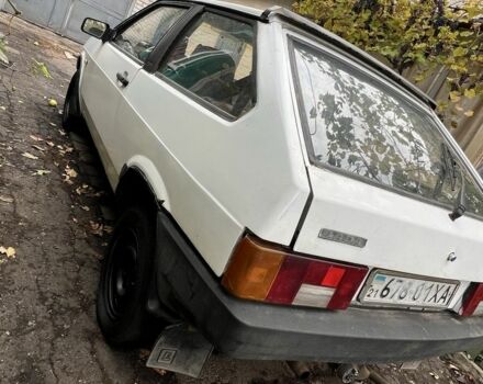 Белый ВАЗ 2108, объемом двигателя 1.5 л и пробегом 100 тыс. км за 766 $, фото 3 на Automoto.ua