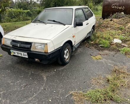 Белый ВАЗ 2108, объемом двигателя 0 л и пробегом 200 тыс. км за 350 $, фото 1 на Automoto.ua