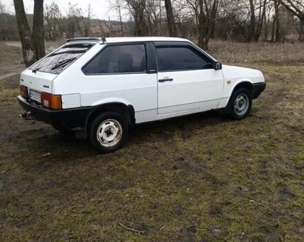 Белый ВАЗ 2108, объемом двигателя 1.3 л и пробегом 210 тыс. км за 1300 $, фото 9 на Automoto.ua