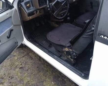 Белый ВАЗ 2108, объемом двигателя 1.3 л и пробегом 210 тыс. км за 1300 $, фото 4 на Automoto.ua